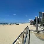 50 K Resort Surfers Paradise