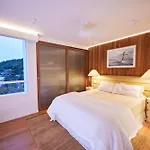 Burleigh Beach Tower