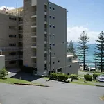 Burleigh Point Beach Vibes 2 Bed