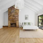 The 2Br Farm Escape Idyllic Scenery Peaceful Tour