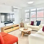 Wharf Boutique Apartments