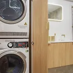 1 Bedroom Gem With Aircon Stroll To Beach
