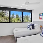 2 Bedroom Luxury In Burleigh Heads!