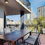 Southport Ocean Breeze Retreat With 2 Parking