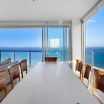 Air On Broadbeach 2 Level Private Apartment - Coasthm