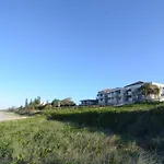 Golden Riviera Absolute Beachfront Resort