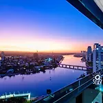Circle On Cavill - 2 Bedroom Hinterland Apartments In The Heart Of Surfers Paradise