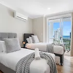 Self Contained & Privately Managed 4 Bedroom Penthouse - Broadbeach