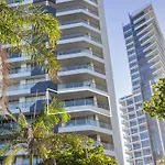 Baronnet Apartments