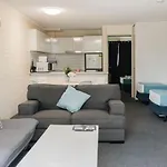 Trickett Gardens Holiday Inn