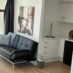 Unit 2 - Spectacular Sea Views In Surfers Paradise