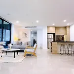Oceanfront Serenity 2Beds Ocean View Apt