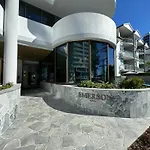 The Reef - Kirra Beach