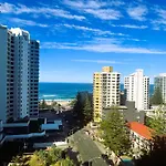 Surfers Private Apartments