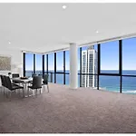 Circle On Cavill - Private Apartments - Apartment Stay