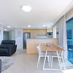 \'Oceanview Oasis\' Family-Friendly Palm Beach Retreat