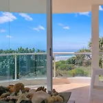 \'Oceanview Oasis\' Family-Friendly Palm Beach Retreat