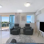 \'Oceanview Oasis\' Family-Friendly Palm Beach Retreat