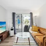 The Midtown - Modern Oasis With Ev Charging Pool Netflix