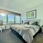 Q1 Skyview Retreat - Level 31 Spectacular Views