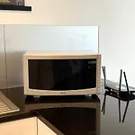 High Level Spacious Ocean View Apt At Surfers