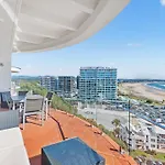 2 Bedroom Penthouse Kirra Point No.19