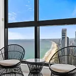 Ocean View 3Bed Apt In Surfers