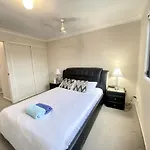 Cosy Room In Southport, Short Walk To Tram Stop