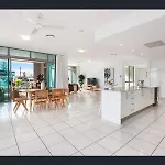 Mermaid Beach Luxury Penthouse