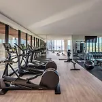 Million Dollar Ocean View Free Car Park 3Br In Broadbeach, Australia