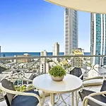 Chevron Renaissance - 3 Bedroom Apartments - Q Stay