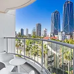 Surfers Paradise Studio, Short Walk To Beach