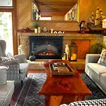 Mt Tamborine Stonehaven Manor