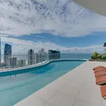 Broadbeach Bliss 2B Apartment
