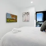 Brand New Modern 2Bed 2Bath Canal View