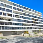 Goodwin Towers - Hosted By Burleigh Letting