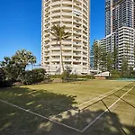 Breathtaking Ocean View & Beachside 3 Bedrooms Apartment