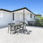 Riverside 3Bedroom Sunny House In Surfers Paradise