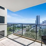 Stunning Unit-Perfect Location