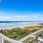 Premium Top Floor Oceanfront Unit In Regency On The Beach 705