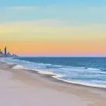 Beach Life - 3 Bedroom Duplex, 80 Steps To Mermaid Beach