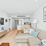 Signature Broadbeach - Gclr