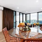 5 Star Beachfront Sky Home In Prime Location