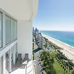 Stunning Oceanfront Luxury With Rooftop Pool