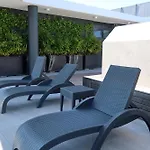 Luxury Palm Beach 1 Bedroom In The Village