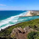 Surfers Central Escape - 450M To The Beach