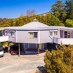 Serene Mountain Cabin Retreat Tamborine Mountain
