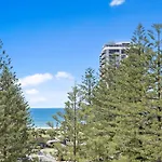 Oscar On Main 2B - Heart Of Main Beach Ocean Views