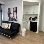 Unit 2 - Spectacular Sea Views In Surfers Paradise