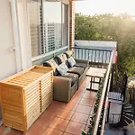 Burleigh Retreat Near Beach, Free Wi-Fi